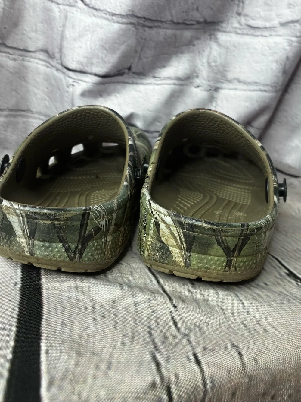 5/$20 Crocs Junior Camo Hunting Fishing Outdoor Casual Slip On‎ Clogs Sz 1 AS IS
